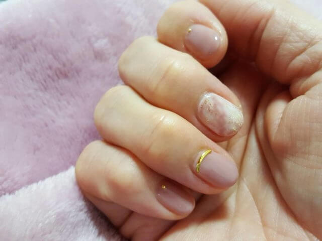 ネイルサロン